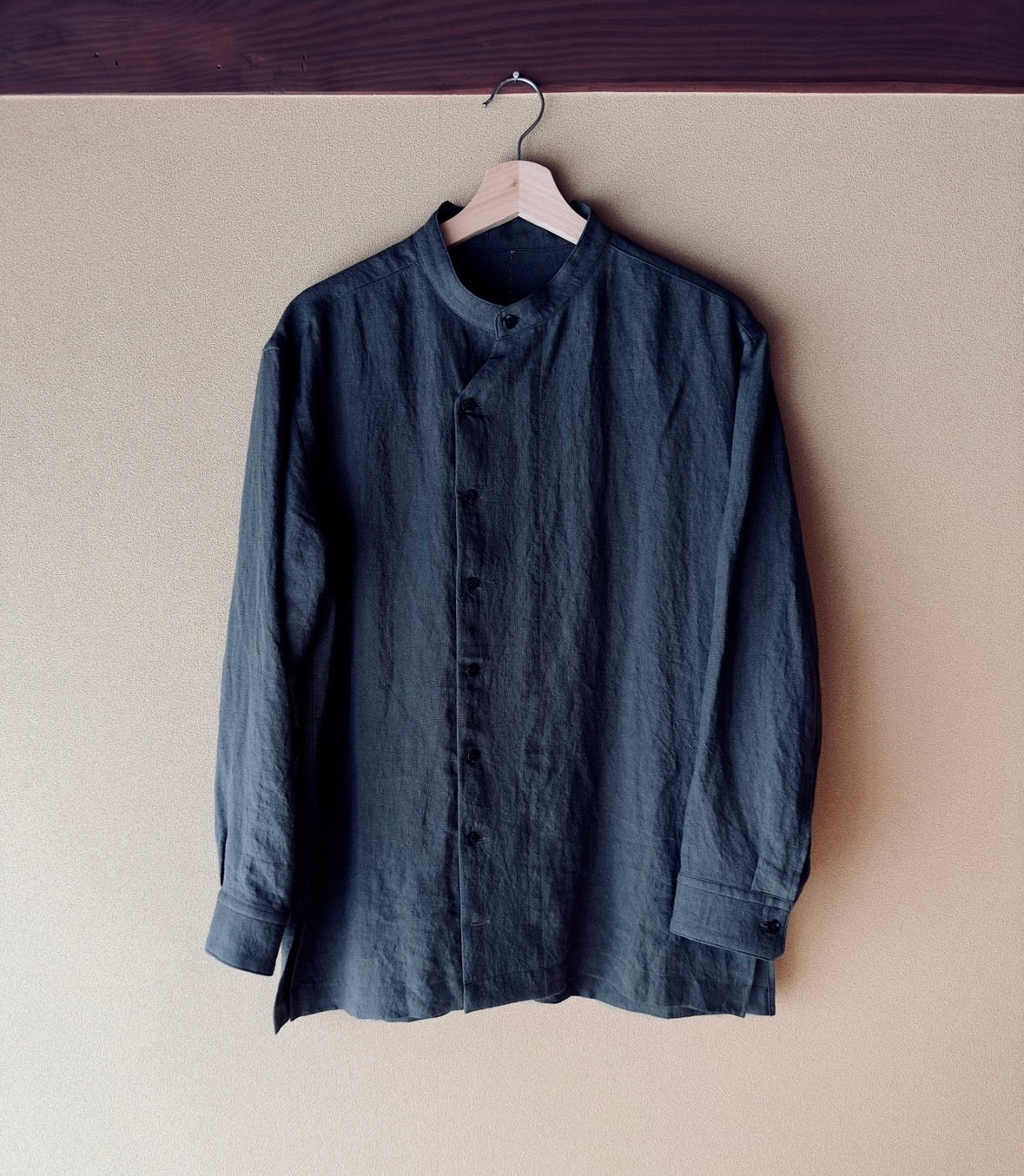 Sun-dried linen shirt
