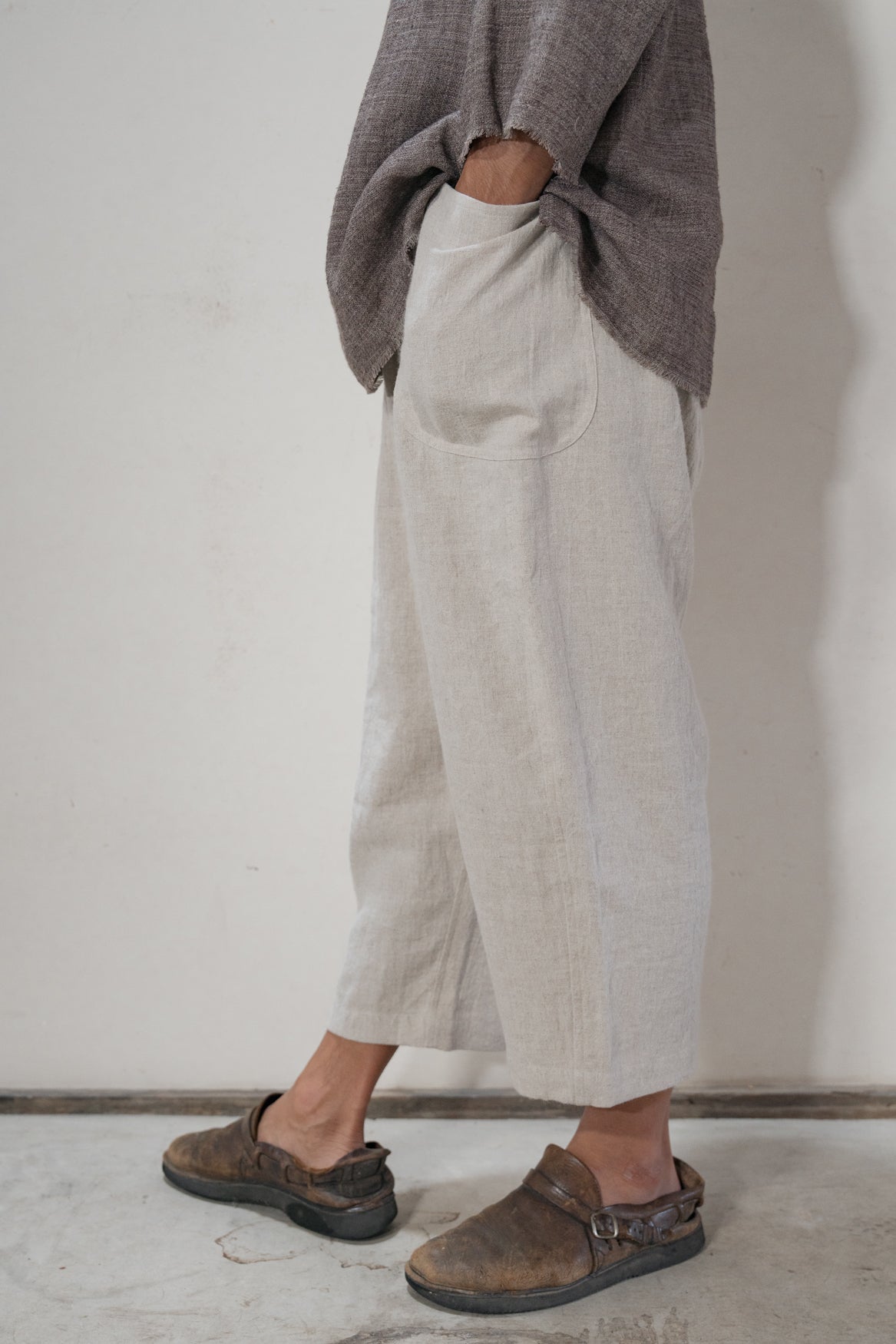 ramie linen crop pants