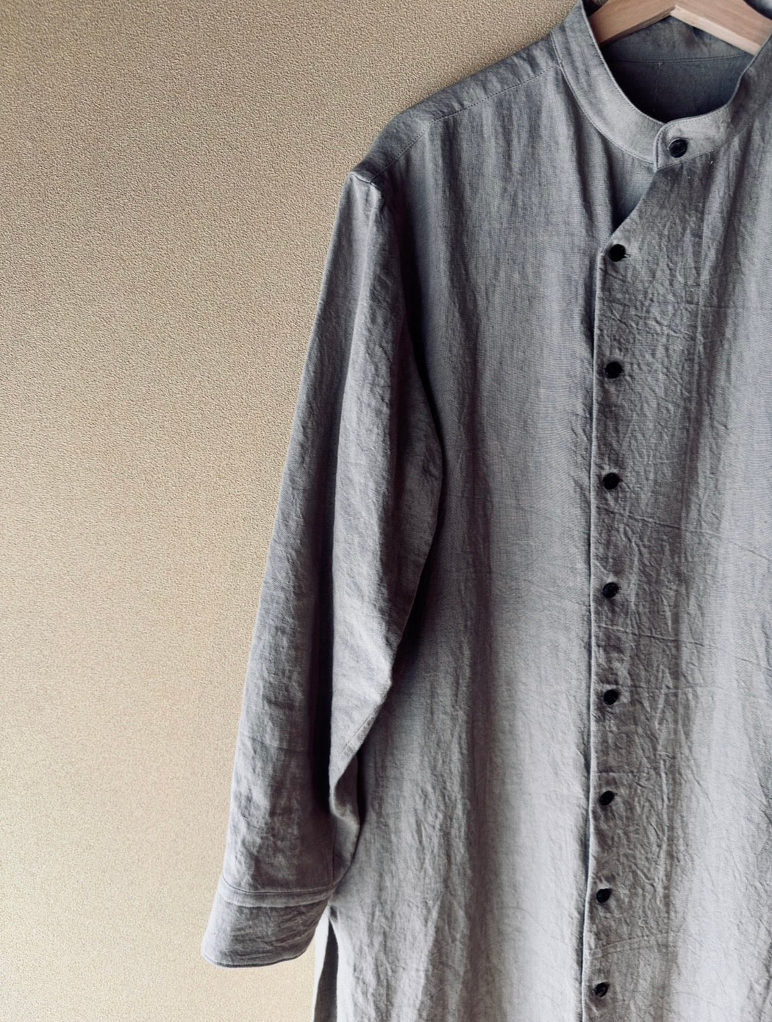 Sun-dried linen long shirt