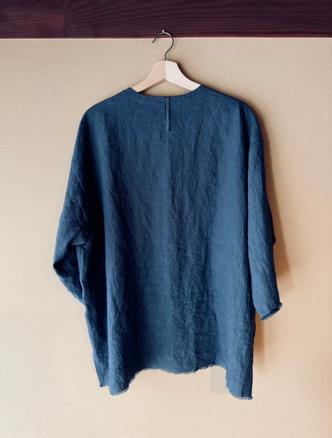 Sun-dried linen pullover