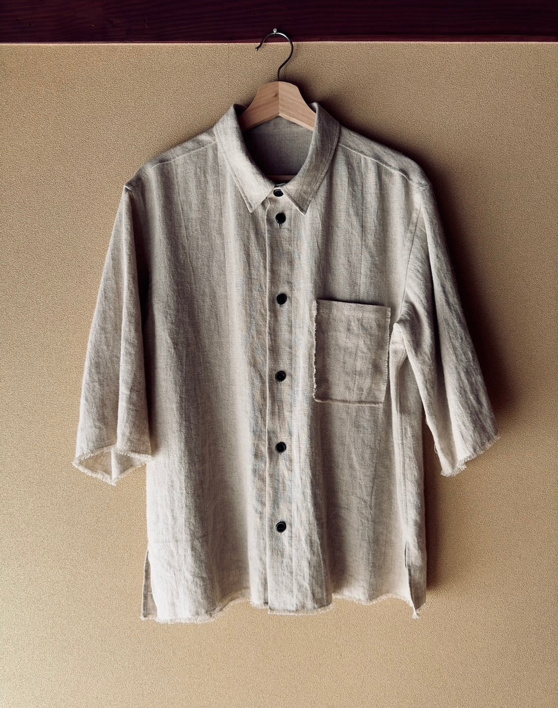 Ramie linen SOFT feather collar shirt